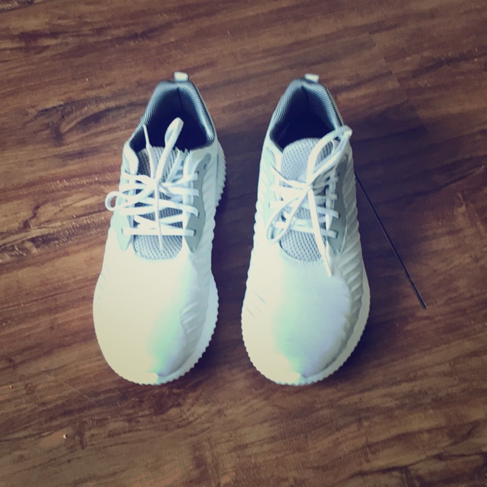 Adidas alpha bounce